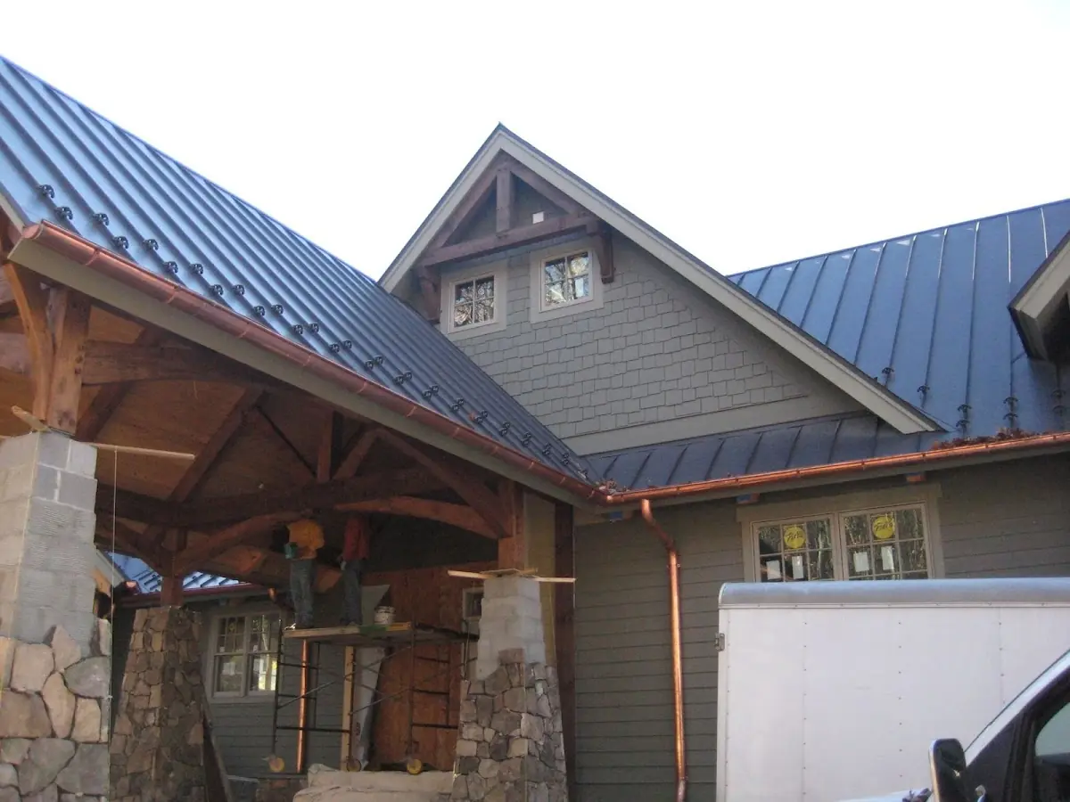 Craftsman Roofing team delivering quality roofing work in Carmichael Hill